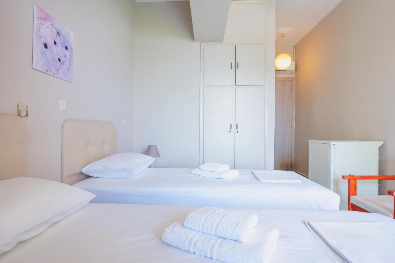 Hotel Korfos - Ξενοδοχείο Κόρφος Renovated Kültér fotó