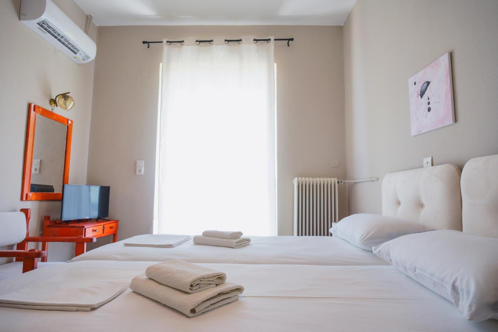 Hotel Korfos - Ξενοδοχείο Κόρφος Renovated Kültér fotó