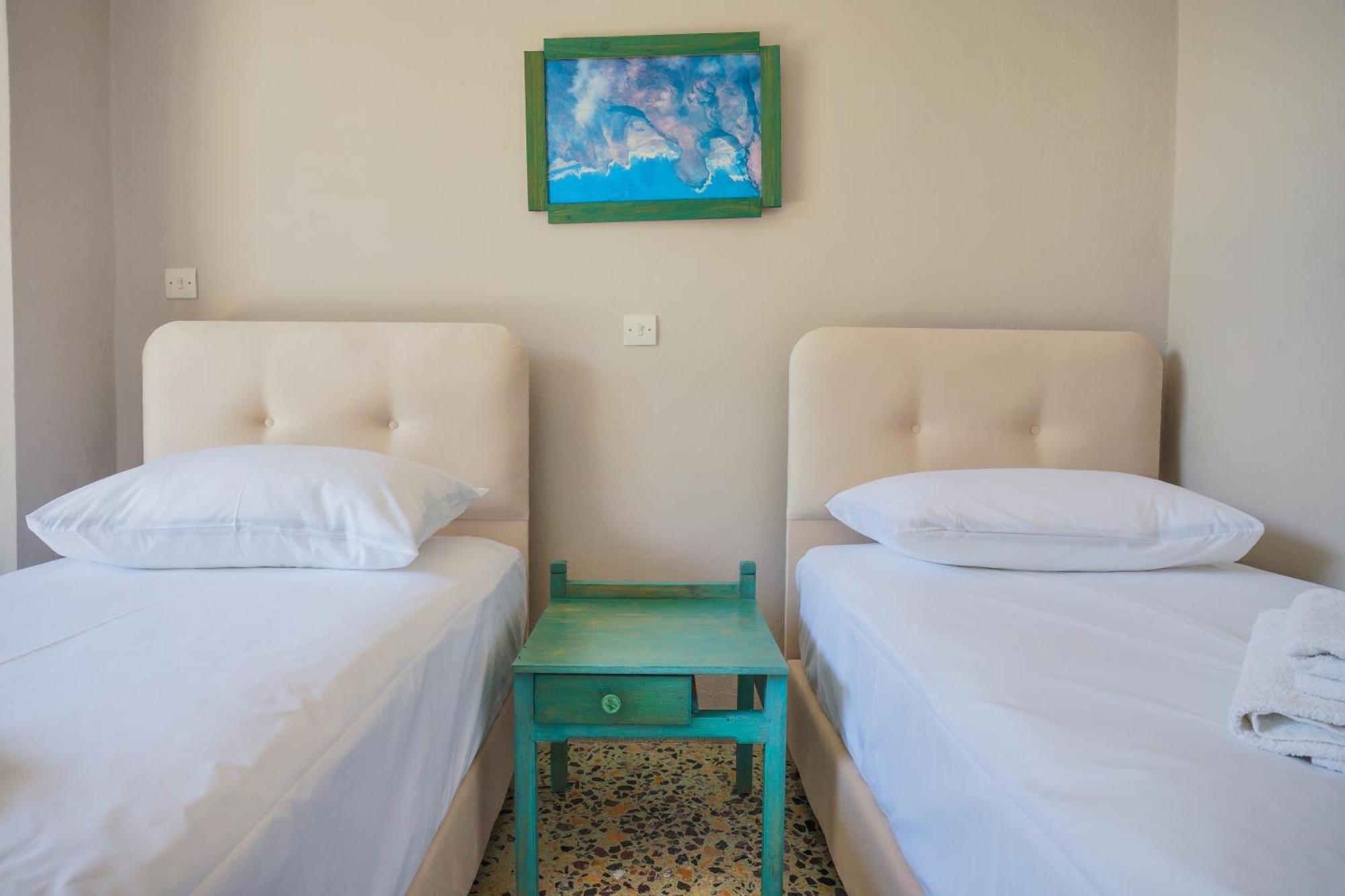 Hotel Korfos - Ξενοδοχείο Κόρφος Renovated Kültér fotó